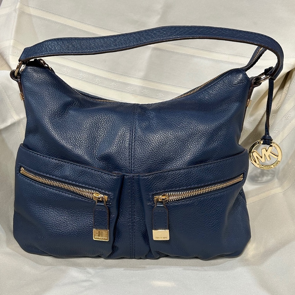 Navy blue leather Michael Kors Shoulder bag